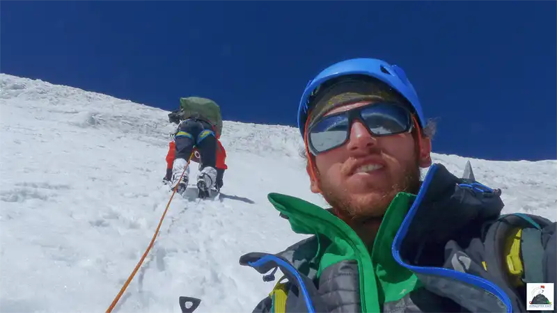 Approach Route: The "Kang Yatse Twin Peak Sequence" Strategy