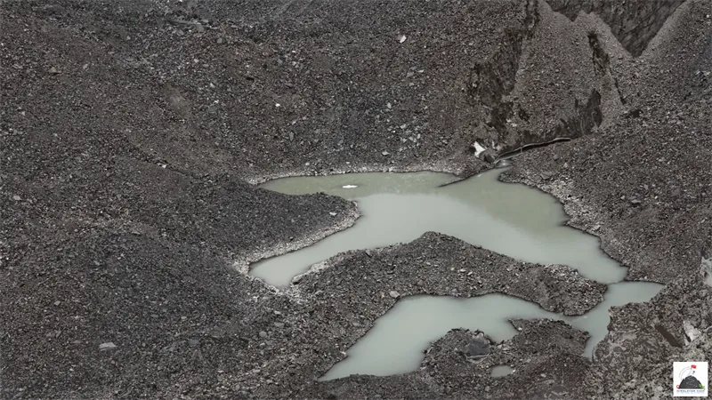 Technical Mastery: Navigating the Glacial Moraines