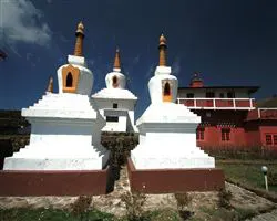 Sandakphu Phalut Trek – chorten of meghma | Himalayan High