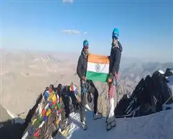 Kang Yatse 1 Climbing Expedition – on top of kang yatse 1 | Himalayan High